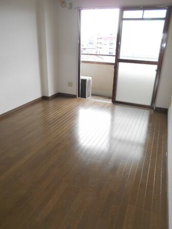 レジデンス中島の物件内観写真